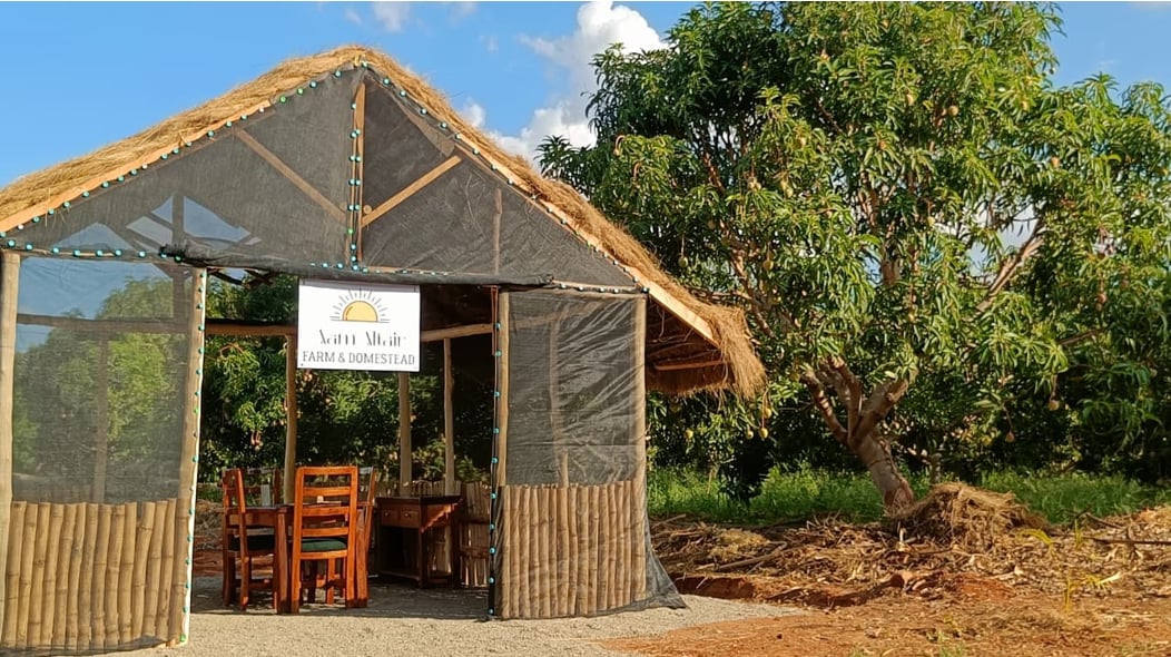 Traditional hut view at Aam Altair