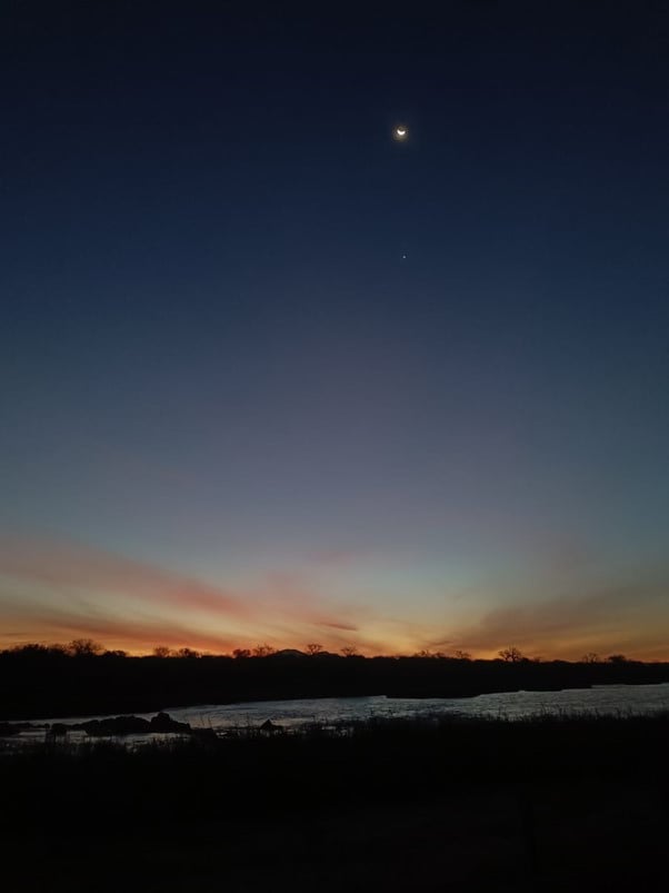 Clear sky over Aam Altair